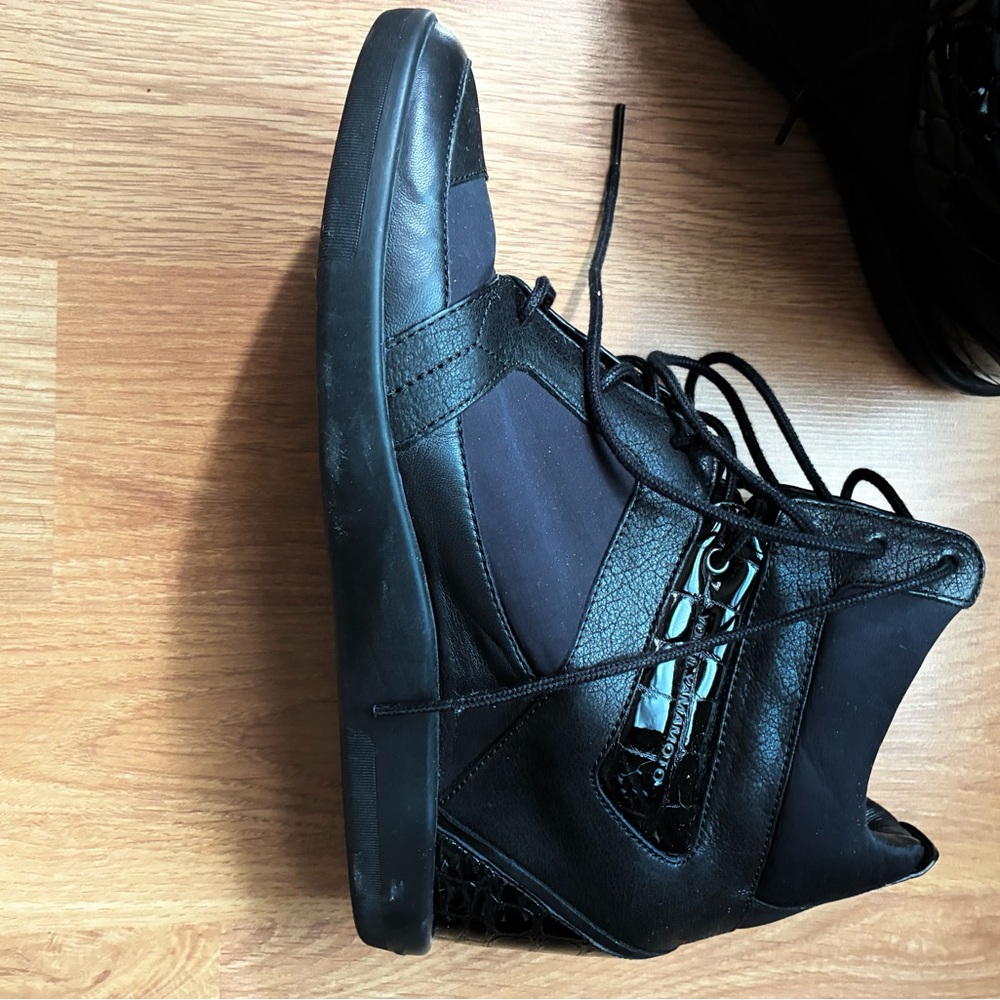 Yohji Yamamoto+Adidas Black High-Top Sneakers. Very rare, unique item
